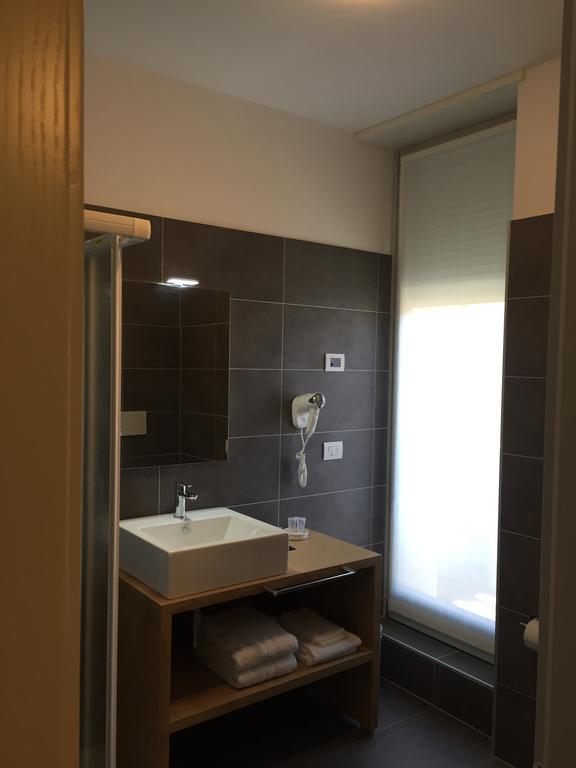 R&B La Calzoleria Hotel Mori Buitenkant foto